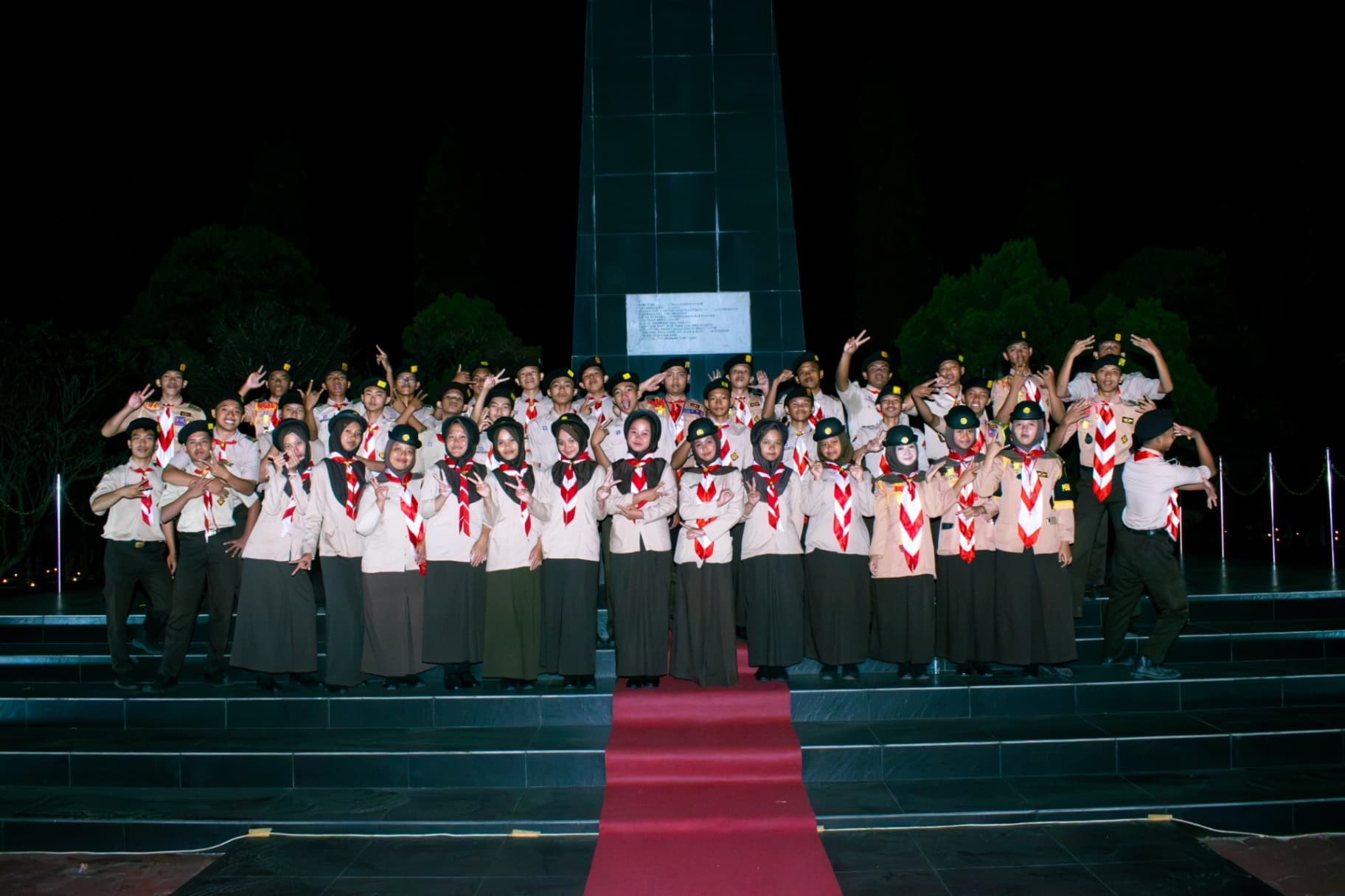Khidmatnya Malam Renungan Suci 16 Agustus 2026: Siswa SMK Bina Teknologi Purwokerto Maknai Pengorbanan Pahlawan
